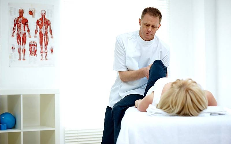 8年藥房托管經驗，能為客戶提供更多價值